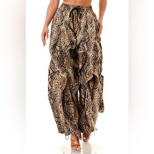 Ruffle Wavy SNAKE PRINT Women's Pants-BROWN